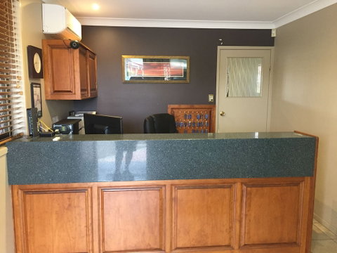 James Street Motor Inn - Accommodation Perth 4