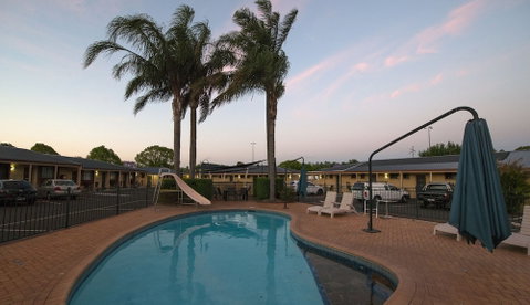 James Street Motor Inn - Accommodation Perth 1