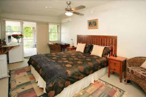 The Bank Guesthouse - Perth Resorts 7