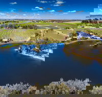 Stonewell Cottages  Vineyards - Accommodation Perth