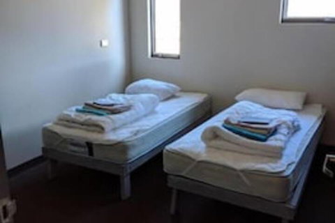 Swansea Backpackers - Accommodation Perth 6