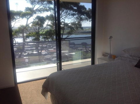 Sheer Pleasure Accommodation - Perth Resorts 3
