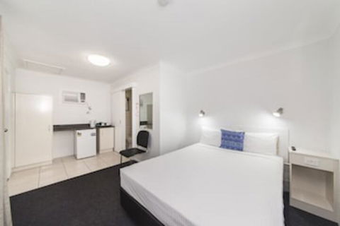 Metro Motel Rockhampton - Perth Resorts 0