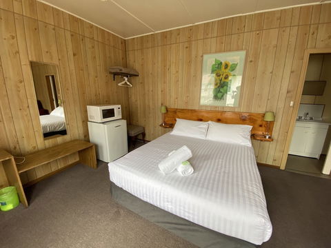 Mountain View Motel Queenstown - Perth Resorts 2