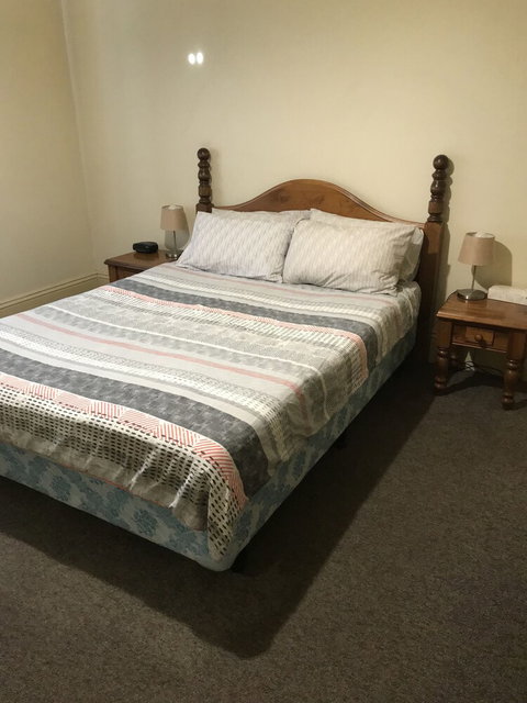 Travelway Motel - Accommodation Perth 1