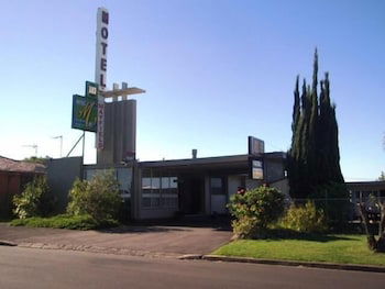 Mayfield Motel - Perth Resorts 2
