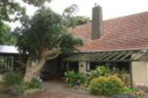 COLWYN HOUSE & STABLE COTTAGE B B - Accommodation Perth 0