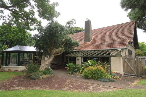 COLWYN HOUSE & STABLE COTTAGE B B - Accommodation Perth 3