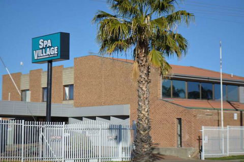 Spa Village Travel Inn - Accommodation Perth 1