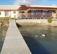 Meningie's Waterfront Motel - Perth Resorts