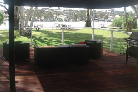 Eleven From The Left - Accommodation Perth 7