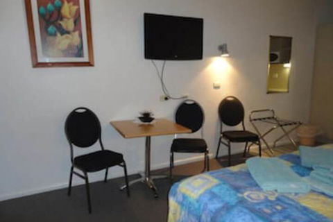 Cobb Inlander Motel - Accommodation Perth 4