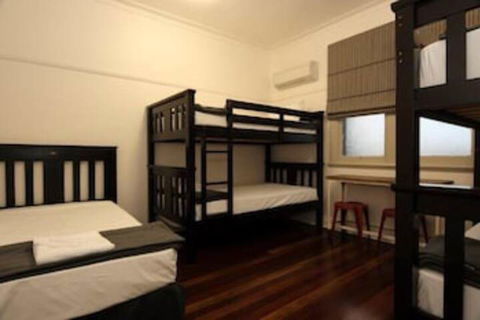The Irish Village - Perth Resorts 5