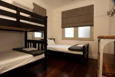 The Irish Village - Perth Resorts 6