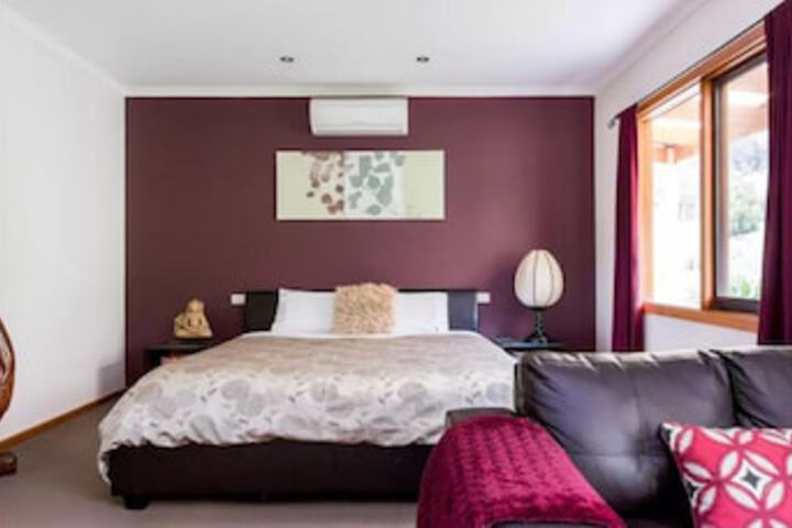 Mount Macedon VIC Perth Resorts
