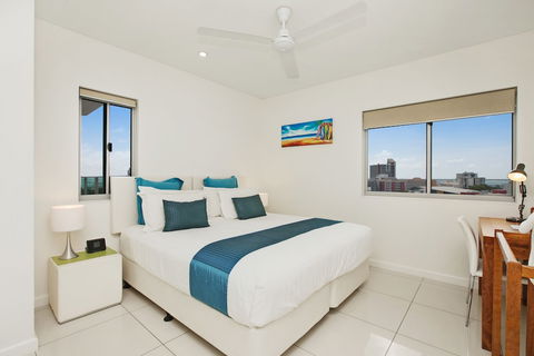 Beachlife Holiday Apartments - Accommodation Perth 2