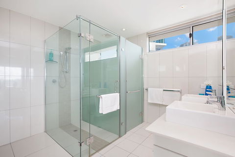 Beachlife Holiday Apartments - Accommodation Perth 3