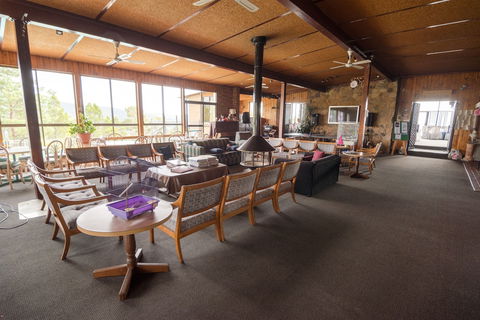 High Country Motel - Accommodation Perth 4
