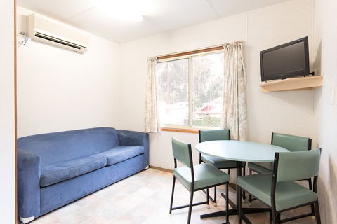 Clog Barn Caravan Park - Perth Resorts 2