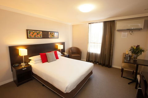 Wine Country Motor Inn - Accommodation Perth 5