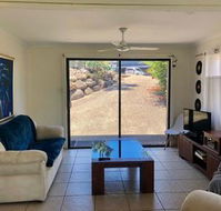 Airlie Beach Pet Friendly 3 Bedrooms - Accommodation Perth