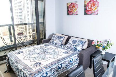 Modern 639 Lonsdale APT - Perth Resorts 1