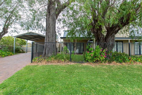 Baydream Believer - Accommodation Perth 2