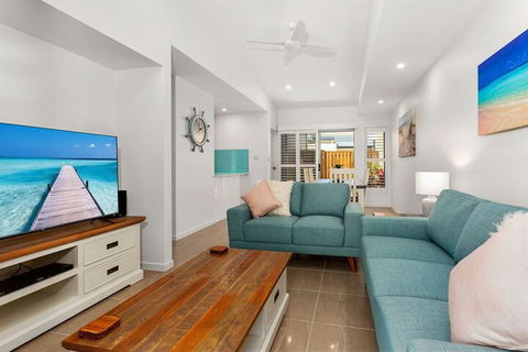 Beach Haven On The Beach - Accommodation Perth 2