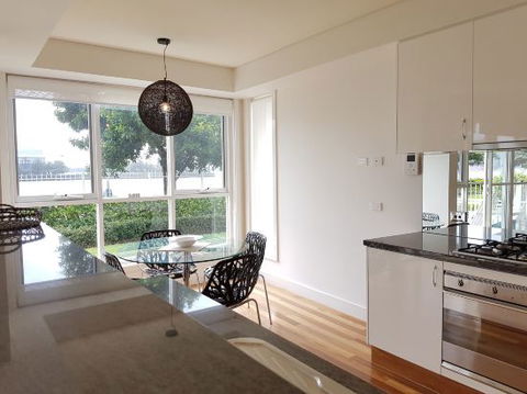 Beau Monde Apartments Newcastle Harbourside Apartment - Accommodation Perth 0