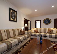 Fleur de Lys - Perth Resorts