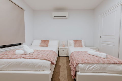 116glen Manor 3 - Accommodation Perth 6