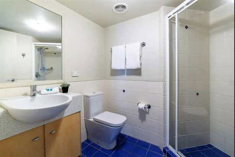 Gold Coast Apartment At Sandcastles On Broadwater - Accommodation Perth 4