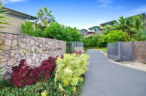 Yacht Club Villa 33-Serenity-Ocean Views With Golf Buggy - Accommodation Perth 1