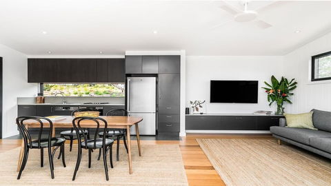 Your Luxury Escape - Carinya Cottages 4 - Accommodation Perth 3