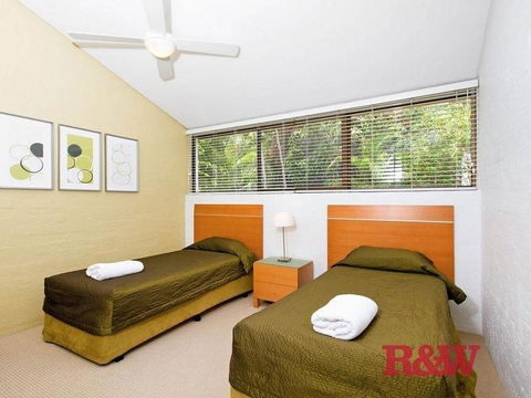Bayona U8 - Accommodation Perth 2