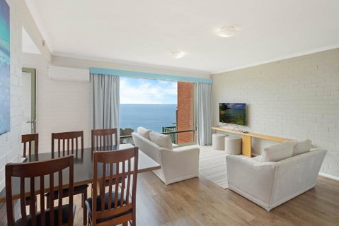 Whalevue Unit 2 - Accommodation Perth 6