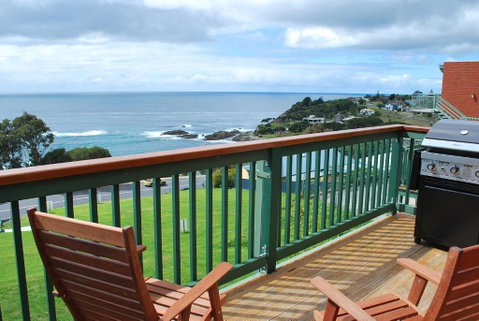 Whalevue Unit 2 - Accommodation Perth 3