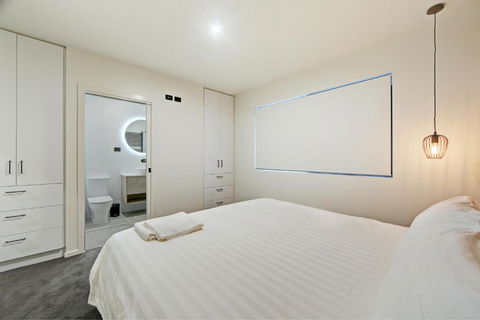 Snow Ski Apartments 32 - Perth Resorts 6