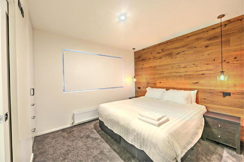 Snow Ski Apartments 32 - Perth Resorts 4