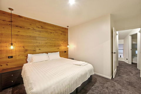 Snow Ski Apartments 32 - Perth Resorts 2
