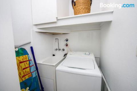 Thurlow 13 / 2 - Accommodation Perth 1