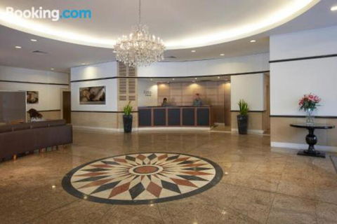 Bond 215 - Accommodation Perth 5