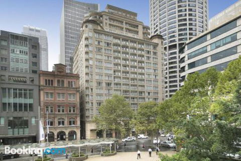 Bond 215 - Accommodation Perth 1