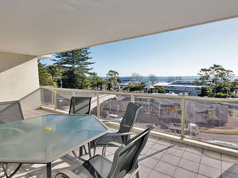 9 Nelson Towers 71a Victoria Parade Unit In The Heart Of Nelson Bay With Water Views - Accommodation Perth 6