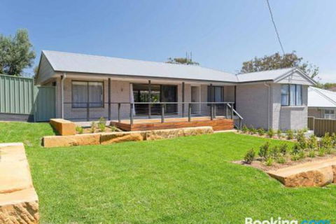 Bay Dream Believer 16 Verona Road Pet Friendly Boat Parking & WIFI - Accommodation Perth 6