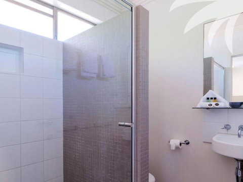 Aqua Apartment #2 - Accommodation Perth 6