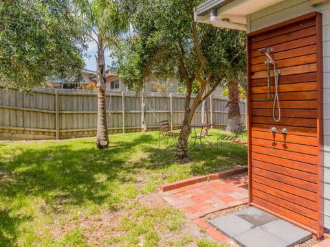 DRIFTAWAY ACROSS FROM SURF BEACH - Accommodation Perth 2