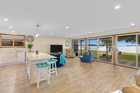 Kalimna Lakeside Living - Accommodation Perth 2