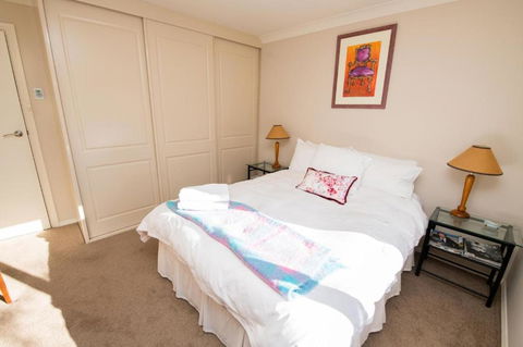 Kileys Run Rural Home Close To Orange - Perth Resorts 3