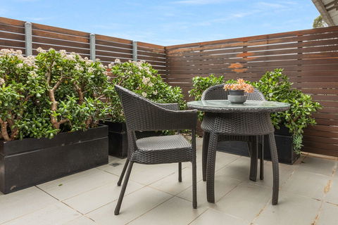 Urban Rest - Banq - Accommodation Perth 0